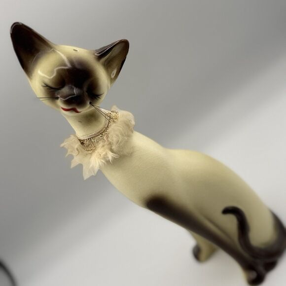 Vintage 1950s MCM Fancy Siamese Kitty Figurine Made In Japan - Picture 2 of 16